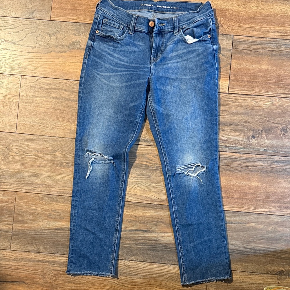 Old Navy Women's Cropped Distressed Jeans - Blue